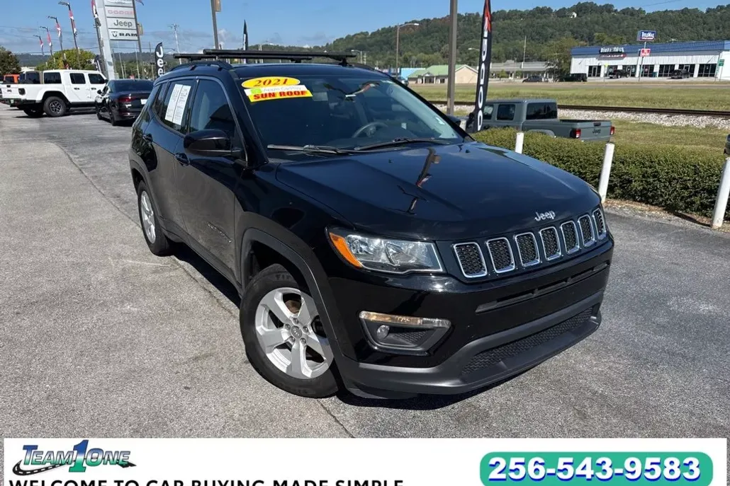 2021 Jeep Compass Latitude photo 1