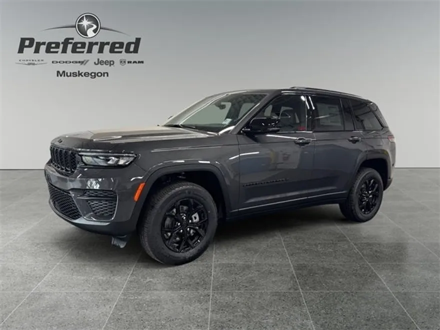 2025 Jeep Grand Cherokee Altitude photo 1