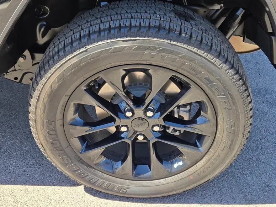 2021 Jeep Wrangler Unlimited Sahara 4xe photo 9