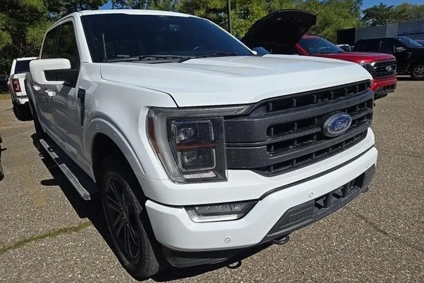 2022 Ford F-150 Lariat photo 1