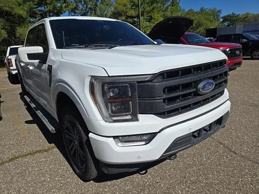 2022 Ford F-150 Lariat photo 1
