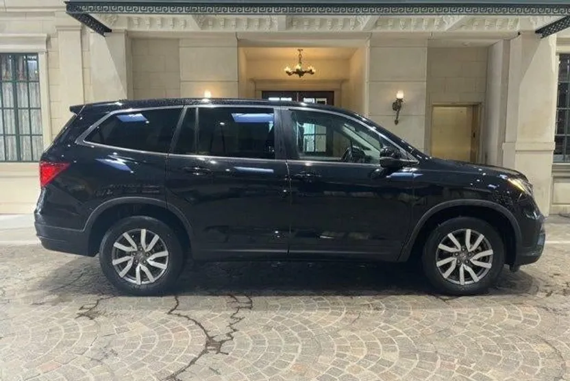 2022 Honda Pilot EX-L photo 1