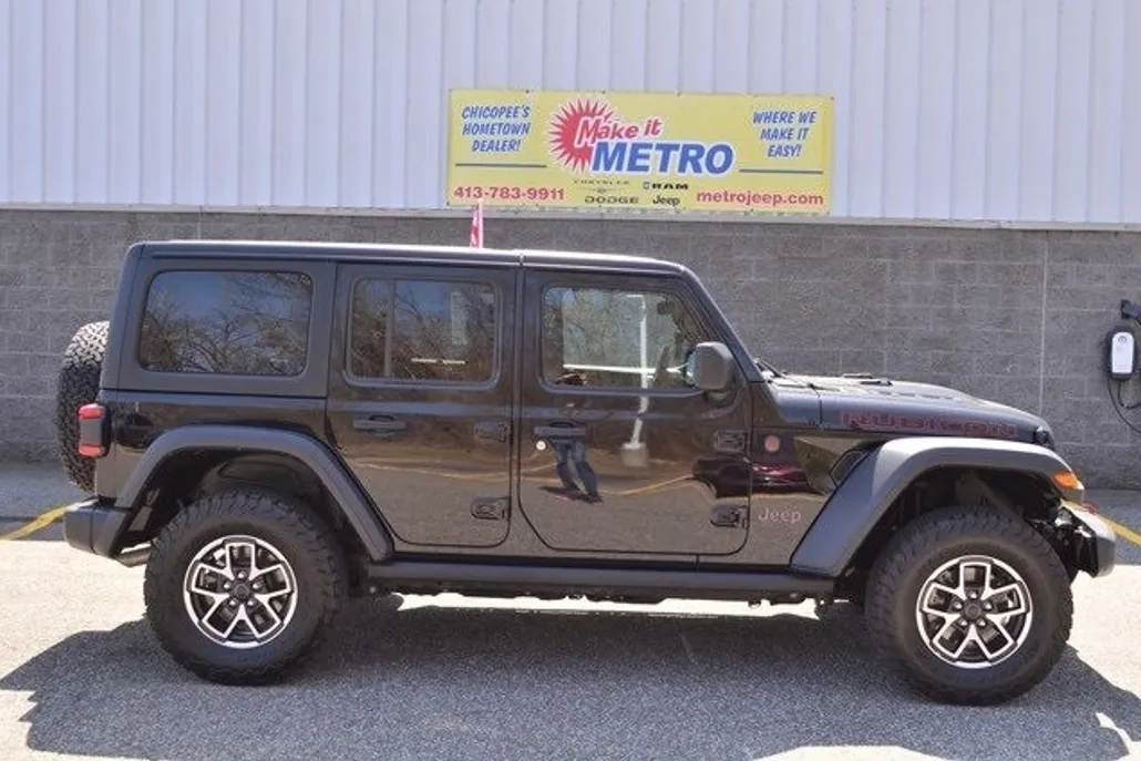 2024 Jeep Wrangler Rubicon photo 1