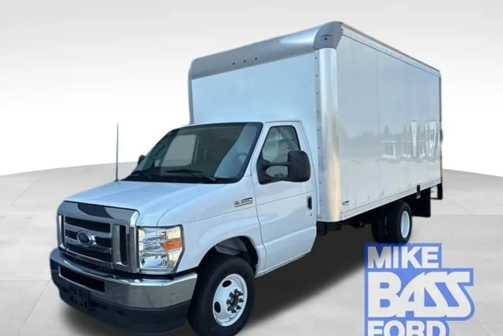2024 Ford E-350 Base photo 1