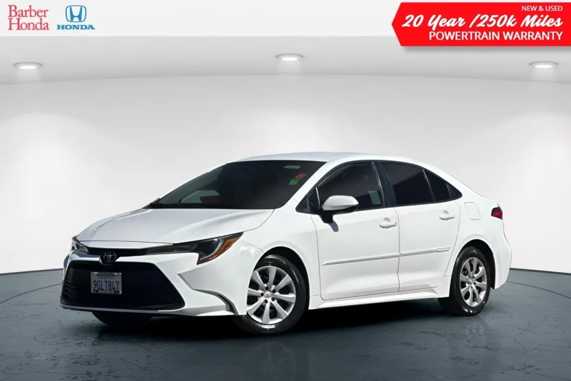 2023 Toyota Corolla LE photo 1