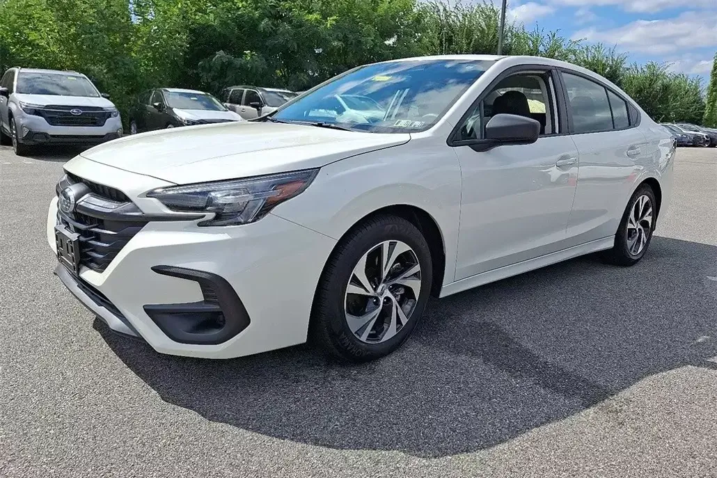 2024 Subaru Legacy Base photo 1