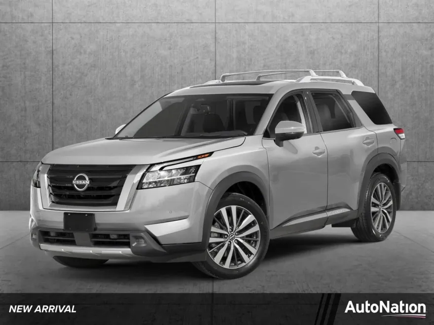 2023 Nissan Pathfinder Platinum photo 1