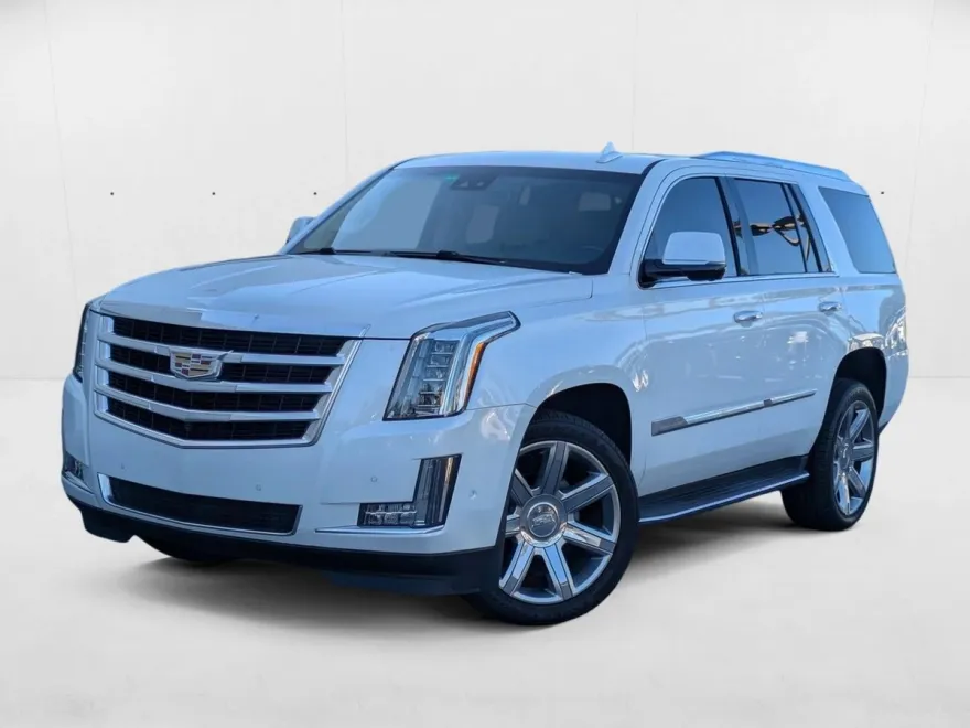 2018 Cadillac Escalade Luxury photo 1