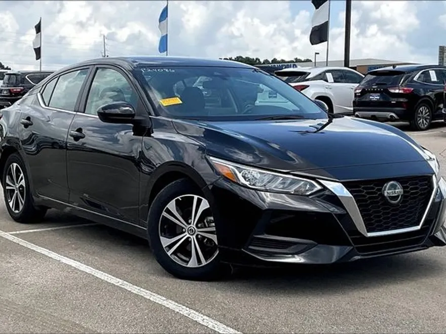 2023 Nissan Sentra SV photo 1