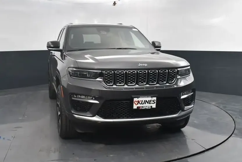 2022 Jeep Grand Cherokee Summit Reserve 4xe photo 1