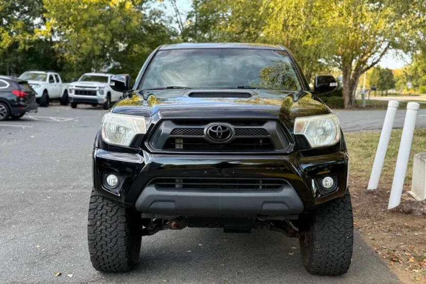 2012 Toyota Tacoma V6 photo 1