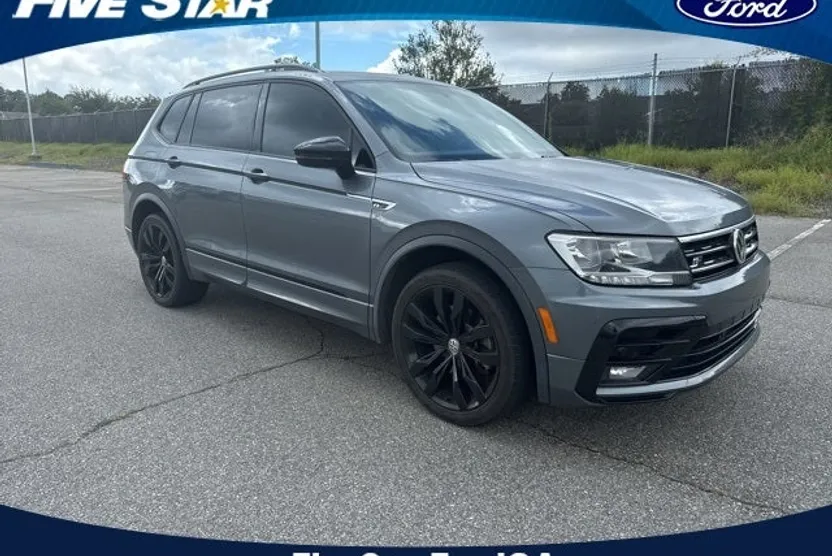 2020 Volkswagen Tiguan SE R-Line Black photo 1