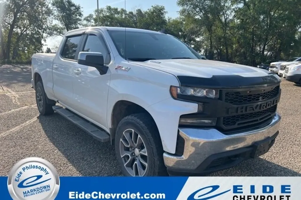 2020 Chevrolet Silverado 1500 LT photo 1