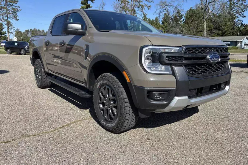 2025 Ford Ranger XLT photo 1