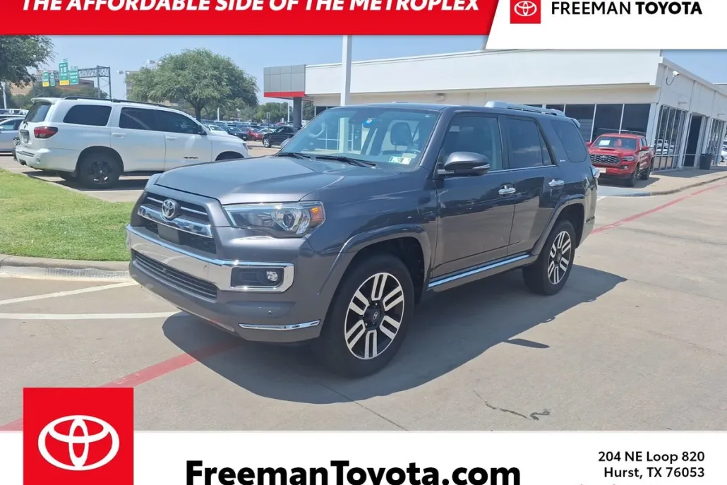 2023 Toyota 4Runner Limited photo 1