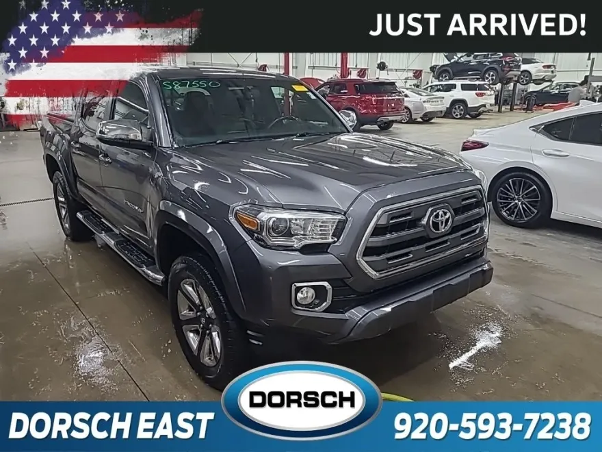 2017 Toyota Tacoma Limited V6 photo 1
