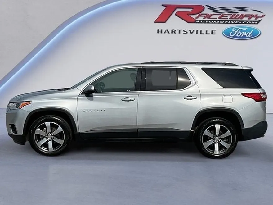 2020 Chevrolet Traverse Leather photo 1