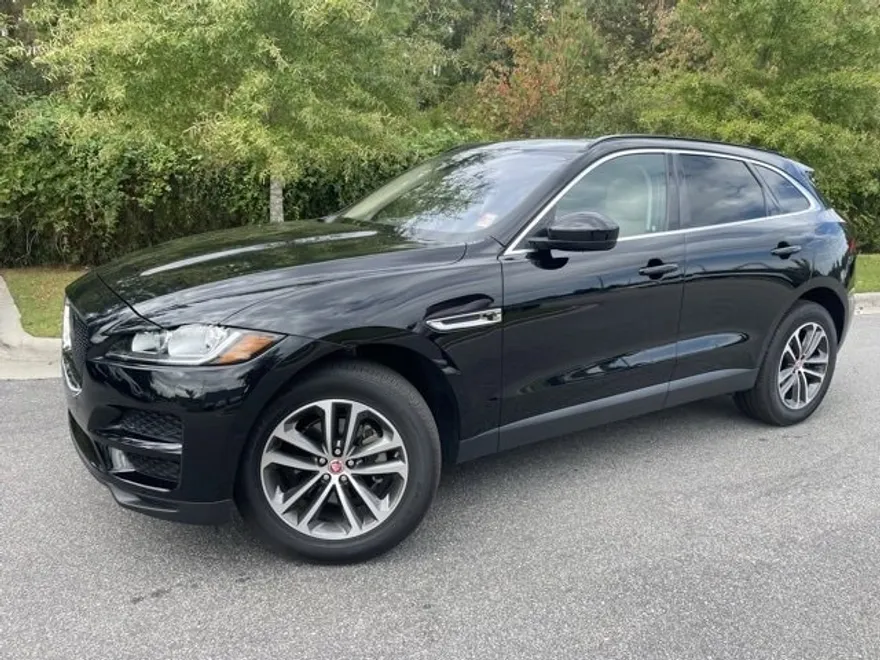 2020 Jaguar F-PACE Premium photo 1