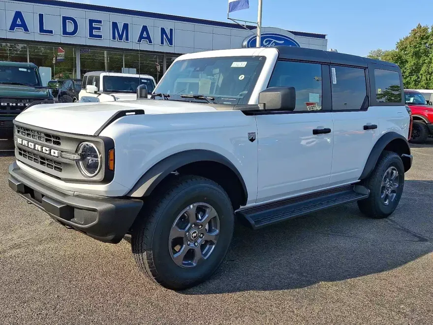 2025 Ford Bronco Big Bend photo 1