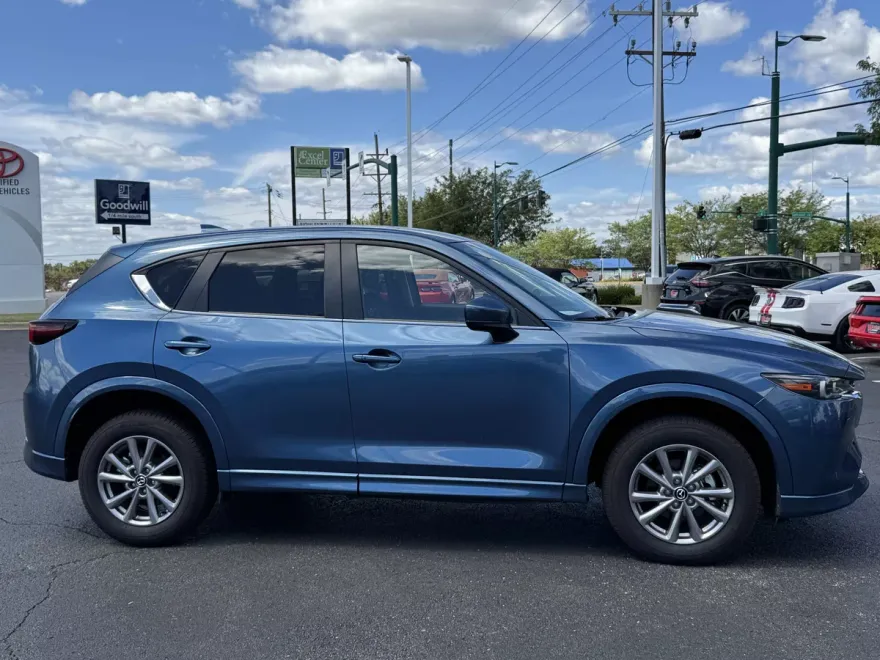 2024 Mazda CX-5 2.5 Select photo 1