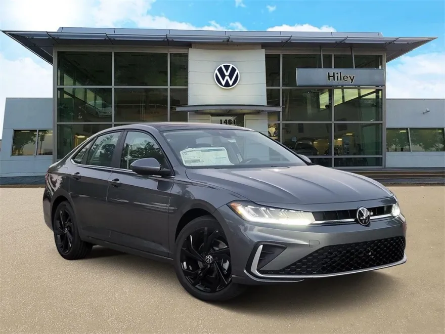 2025 Volkswagen Jetta 1.5T SE photo 1