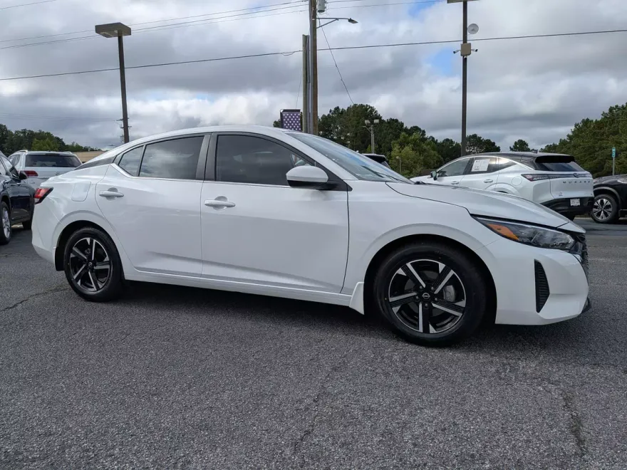 2024 Nissan Sentra SV photo 1