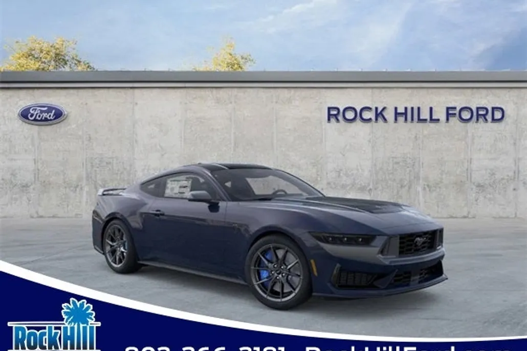 2025 Ford Mustang Dark Horse photo 1