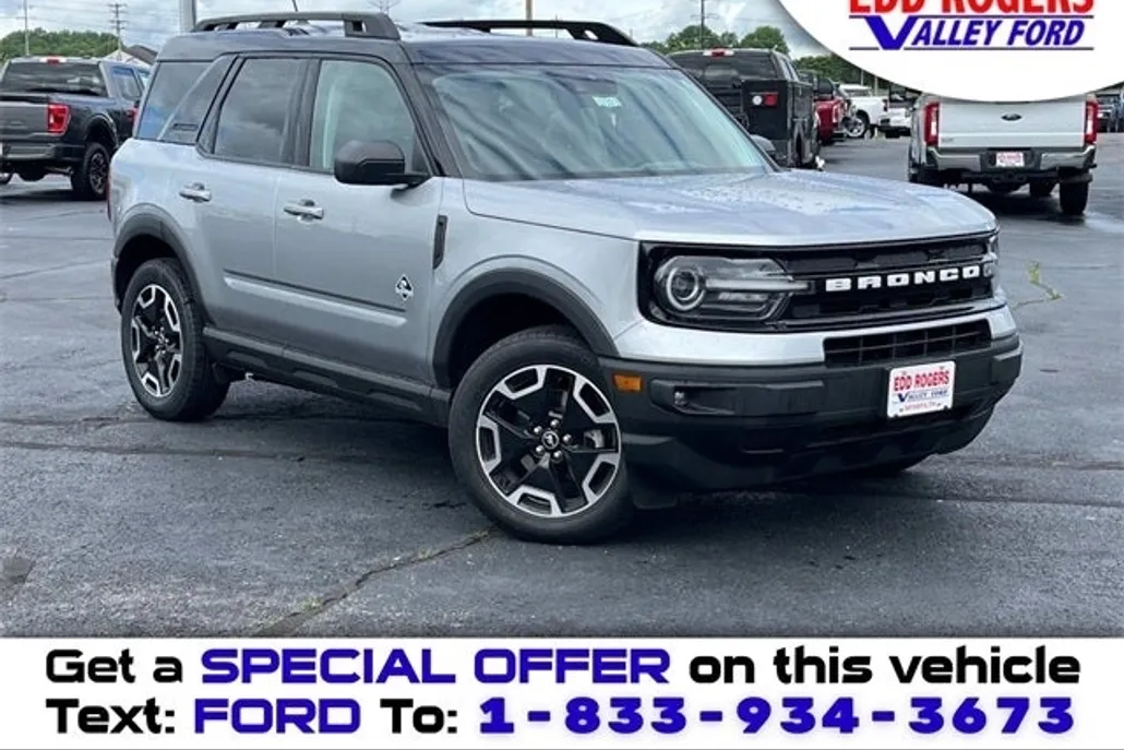 2022 Ford Bronco Sport Outer Banks photo 1