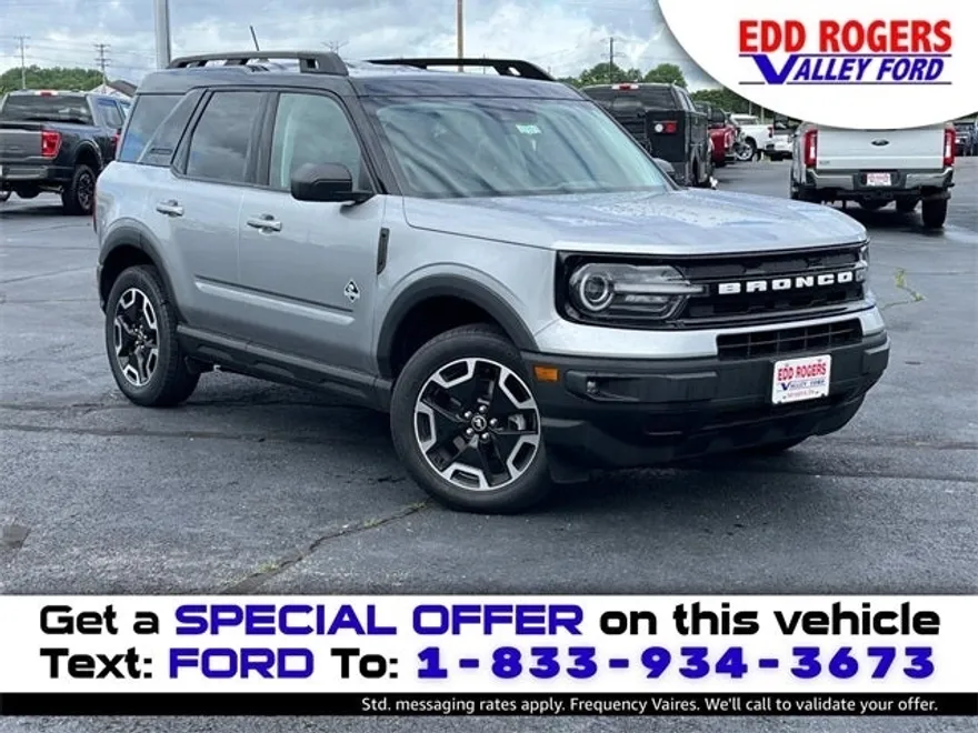 2022 Ford Bronco Sport Outer Banks photo 1