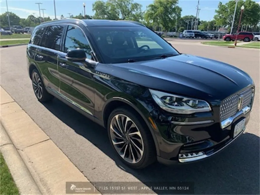 2022 Lincoln Aviator Reserve photo 1