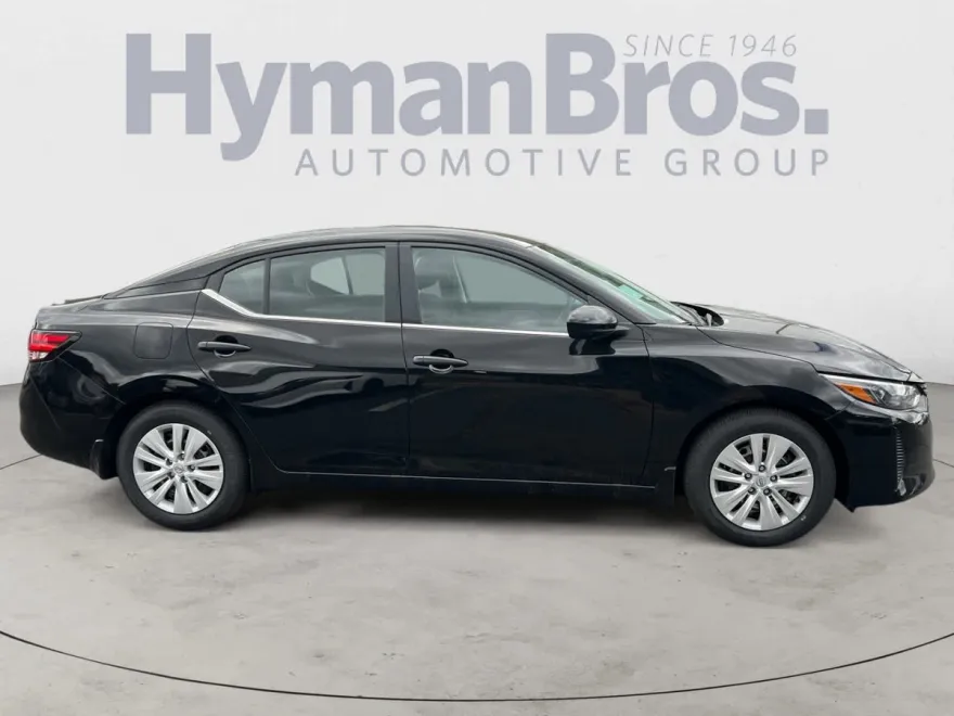 2025 Nissan Sentra S photo 1