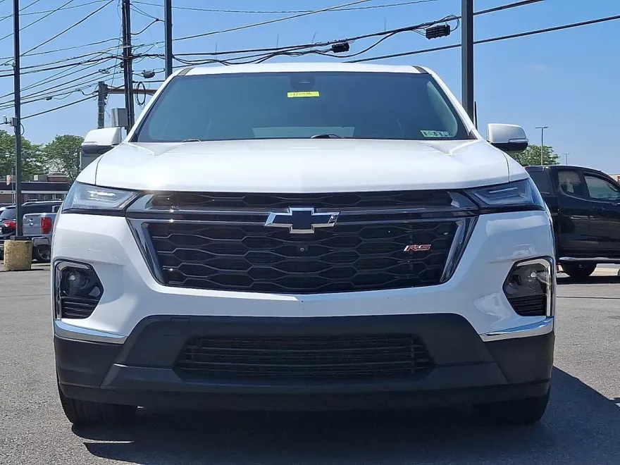 2023 Chevrolet Traverse RS photo 1