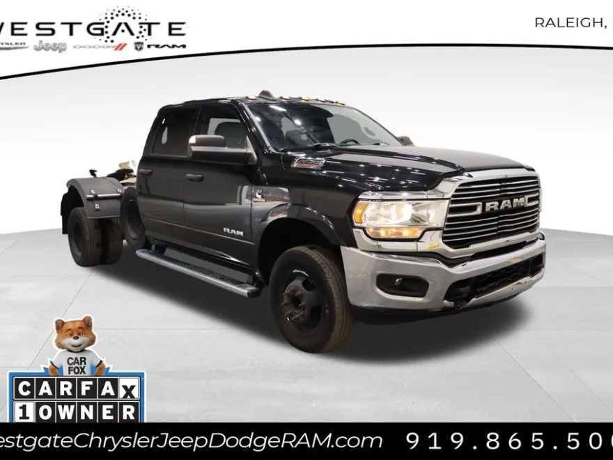 2022 Ram 3500 Tradesman photo 1