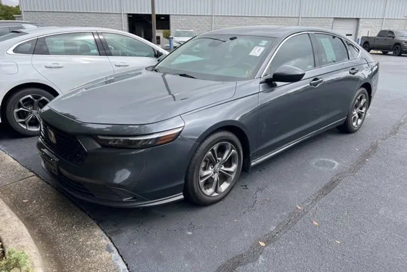 2023 Honda Accord EX photo 1