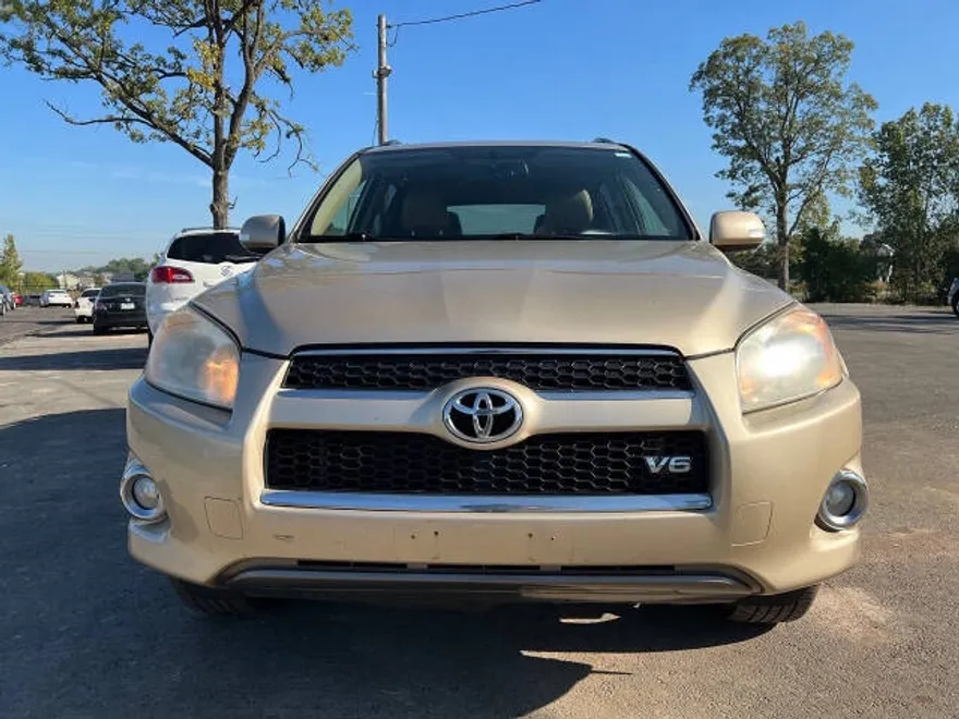 2012 Toyota RAV4 Limited photo 1