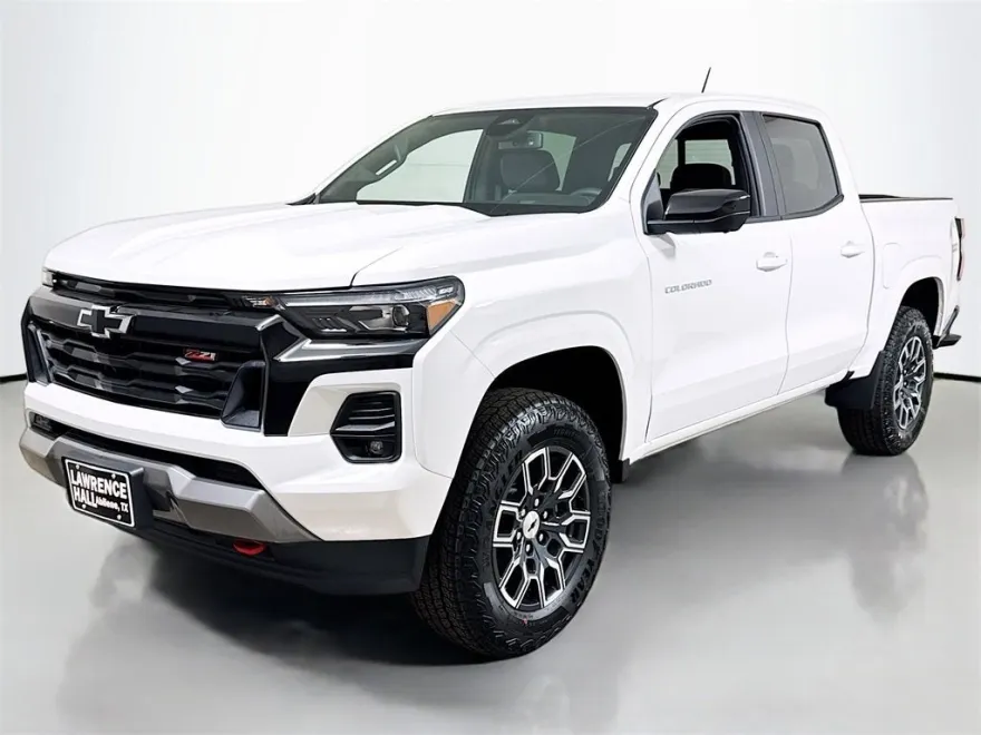2026 Chevrolet Colorado Z71 photo 1