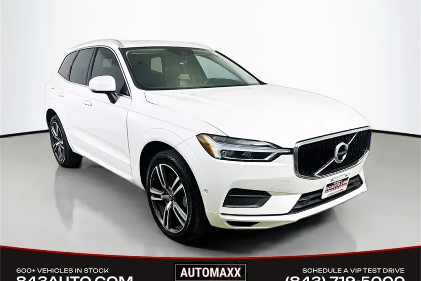 2019 Volvo XC60 T6 Momentum photo 1