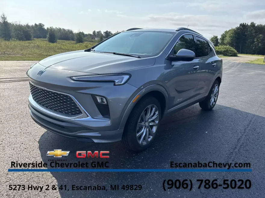 2024 Buick Encore GX Avenir photo 1