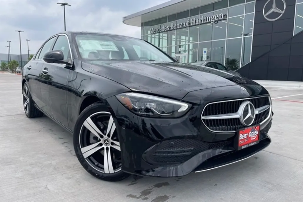 2025 Mercedes Benz C 300 photo 1