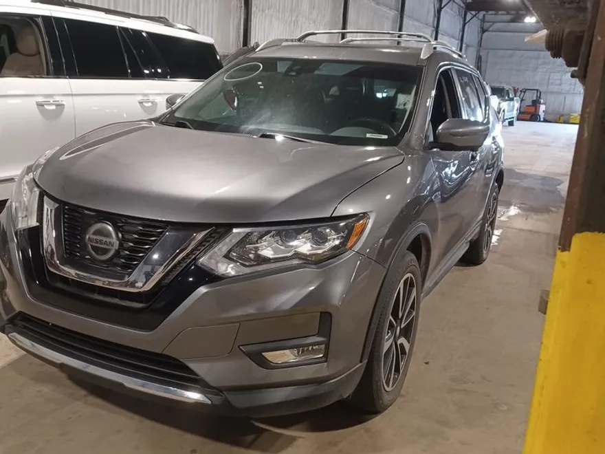 2019 Nissan Rogue SL photo 1