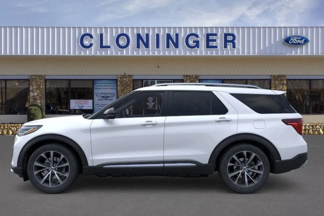 2025 Ford Explorer Platinum photo 1