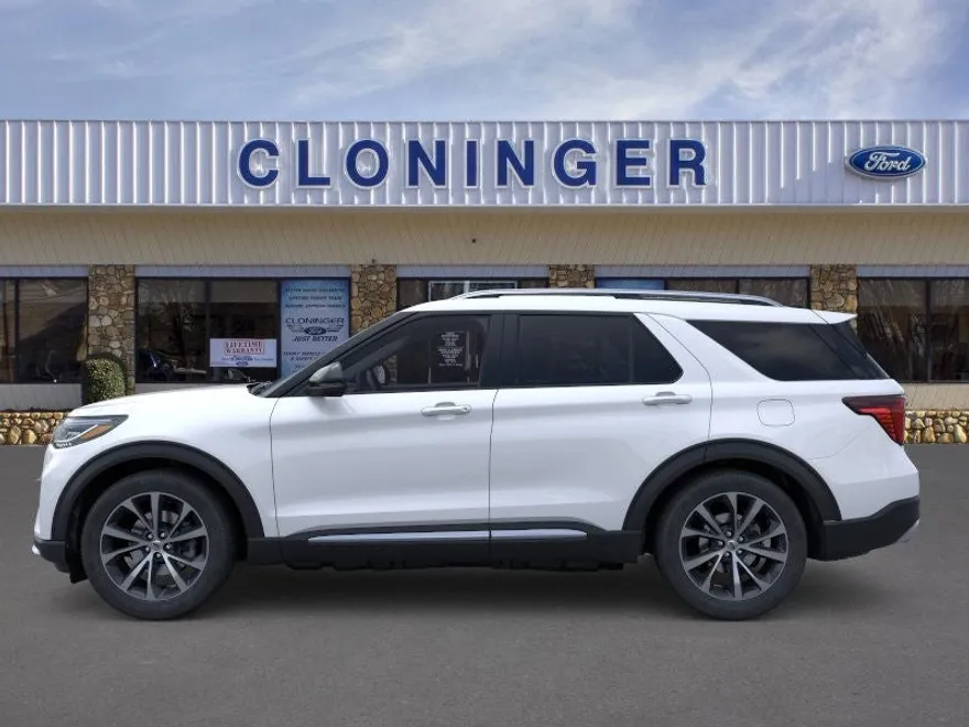 2025 Ford Explorer Platinum photo 1