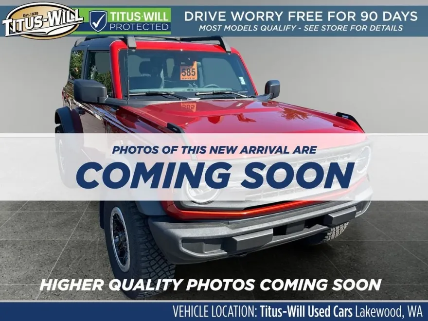 2023 Ford Bronco Base photo 1