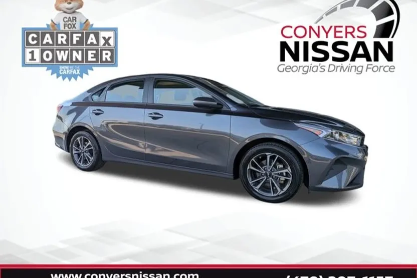 2023 Kia Forte LXS photo 1