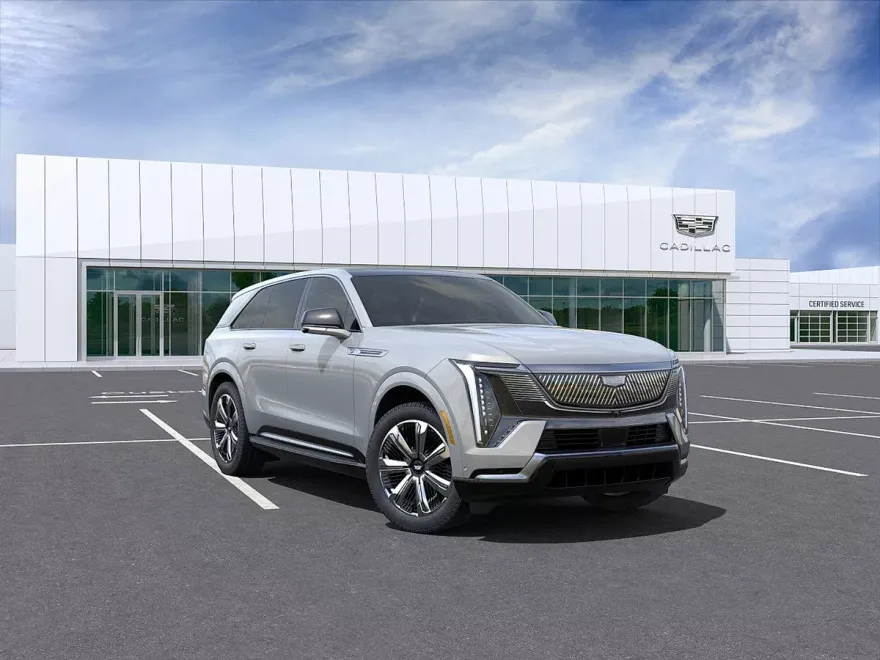 2025 Cadillac Escalade IQ Luxury photo 1