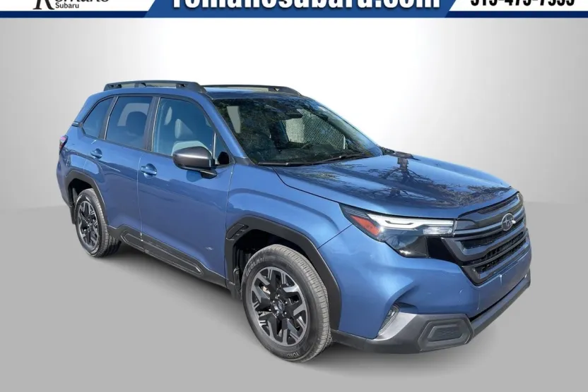 2025 Subaru Forester Premium photo 1