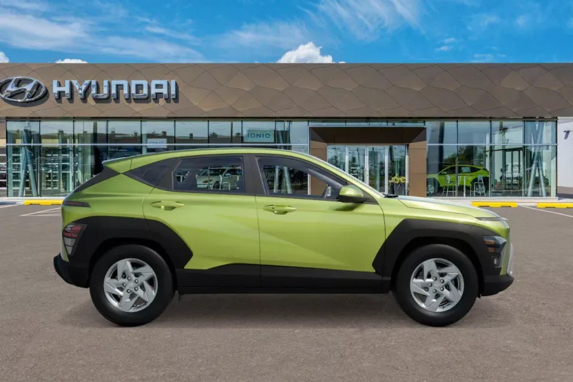 2026 Hyundai Kona SE photo 1
