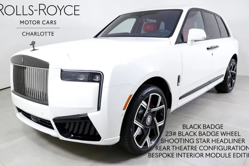2025 Rolls Royce Cullinan Black Badge photo 1