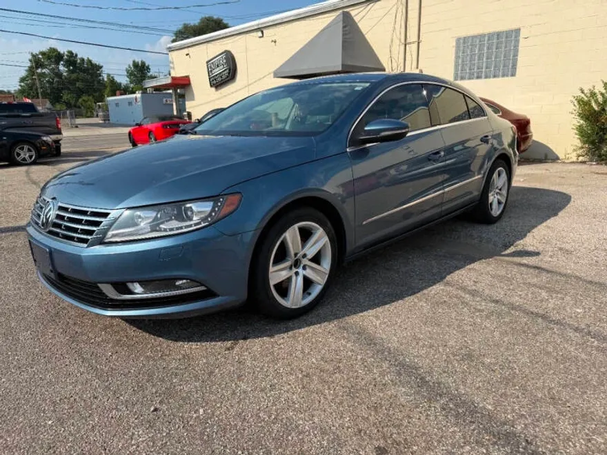 2017 Volkswagen CC 2.0T Sport photo 1