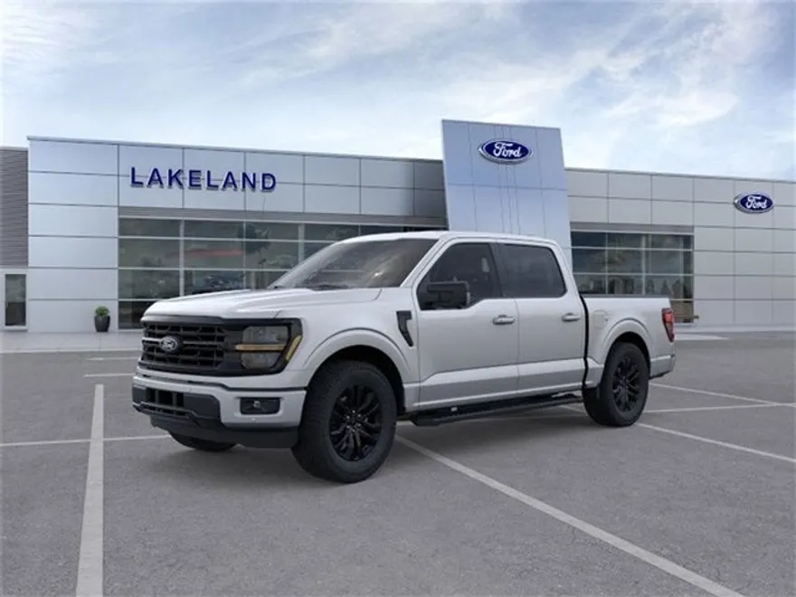 2025 Ford F-150 XLT photo 1